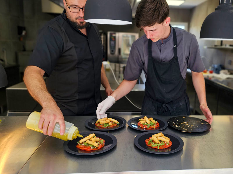 Restaurant L’Unisens Le Chef Tarik Mezri-Charmasson